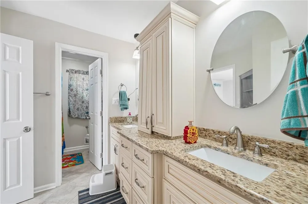 585 James Street SW Lilburn, GA 30047