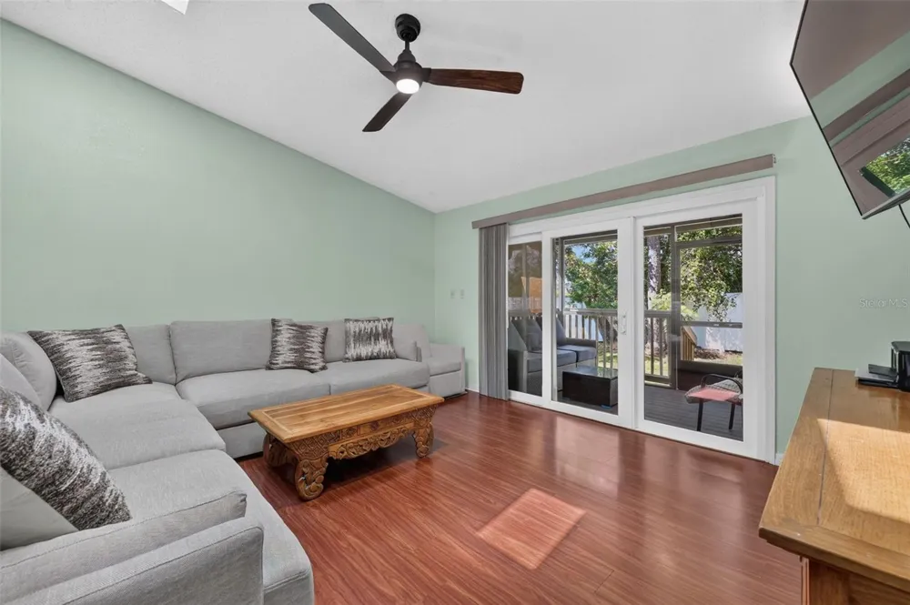 6492 92ND PLACE #302 Pinellas Park, FL 33782