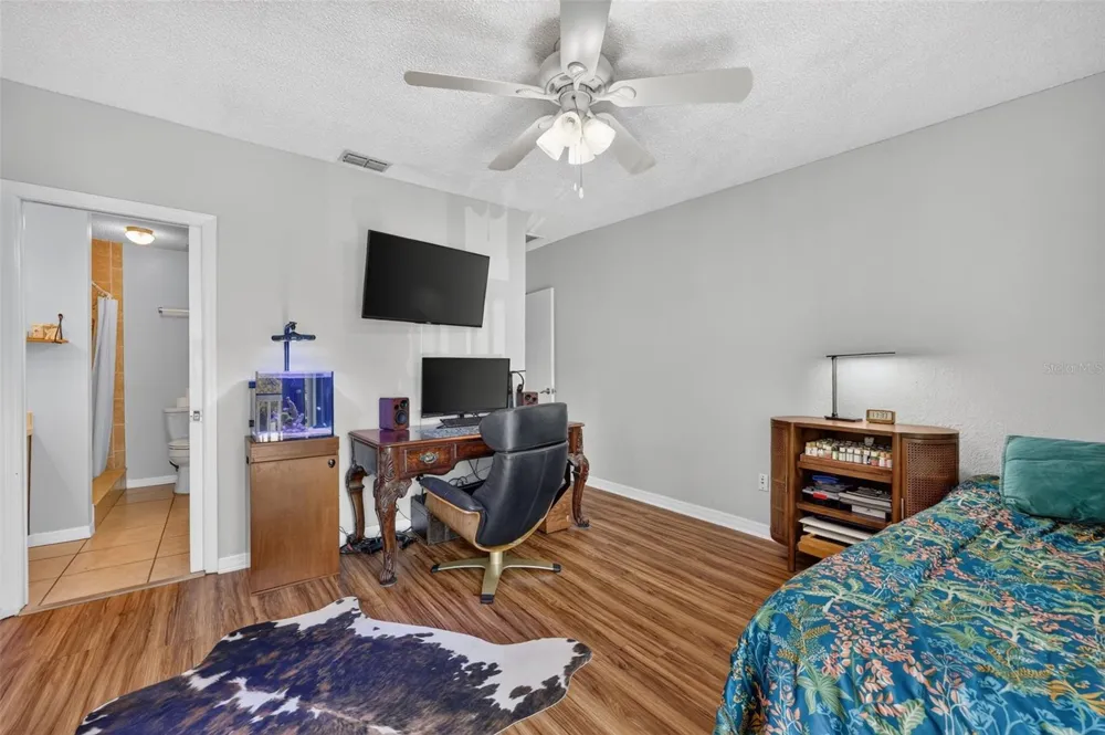 6492 92ND PLACE #302 Pinellas Park, FL 33782