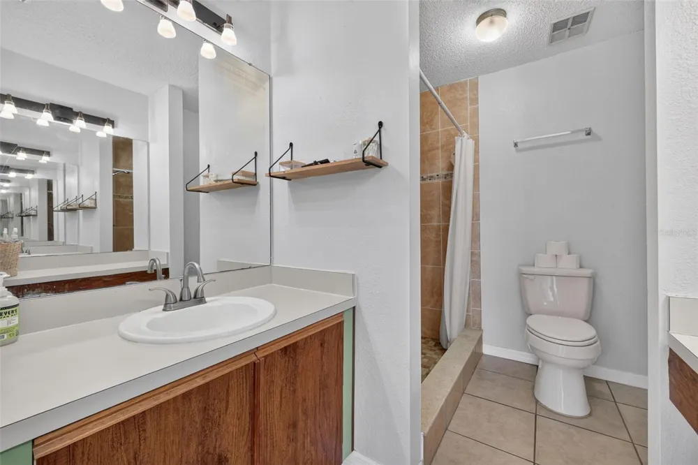 6492 92ND PLACE #302 Pinellas Park, FL 33782