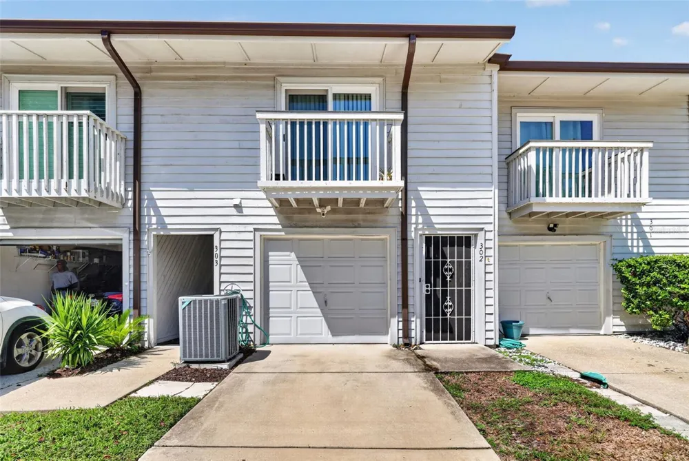 6492 92ND PLACE #302 Pinellas Park, FL 33782