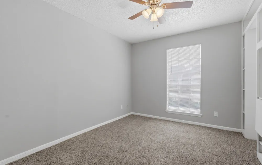 2120 El Paseo Street #206 Houston, TX 77054