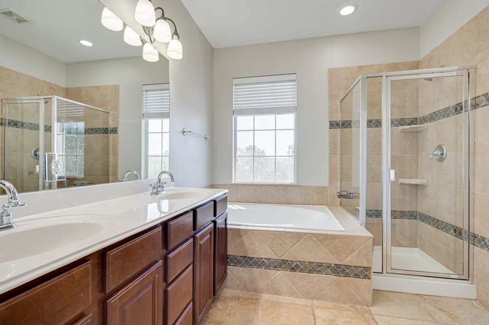 4016 Rome Court Irving, TX 75038