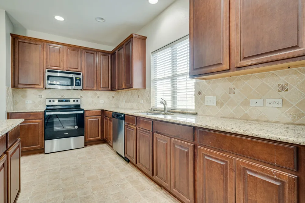 4016 Rome Court Irving, TX 75038