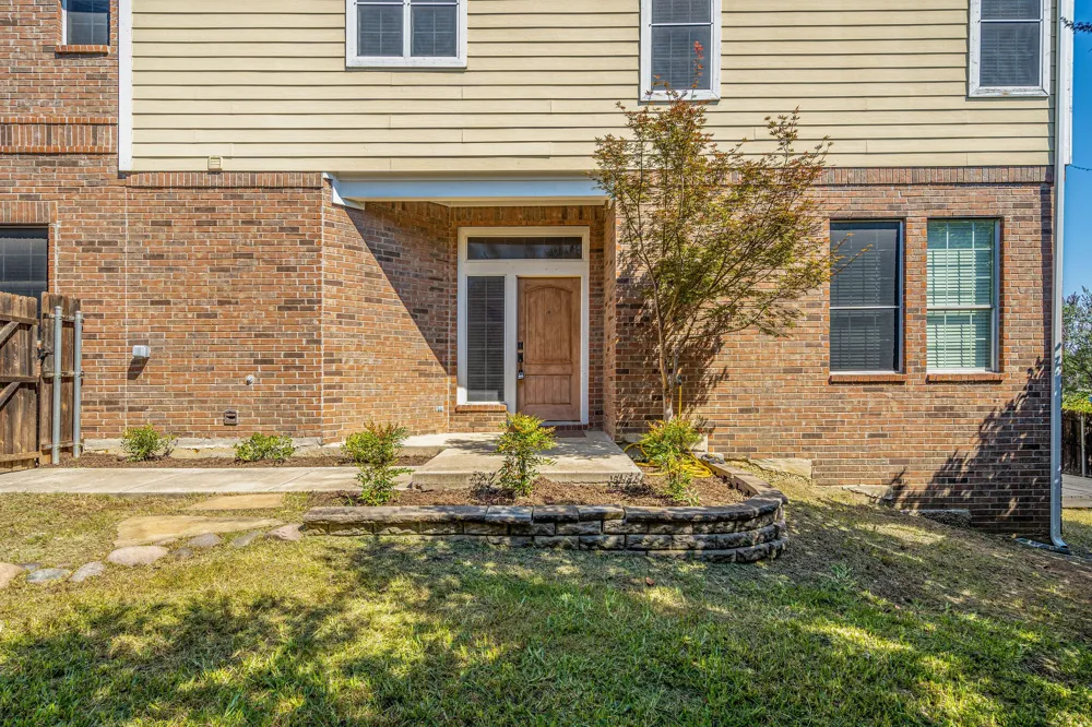 4016 Rome Court Irving, TX 75038