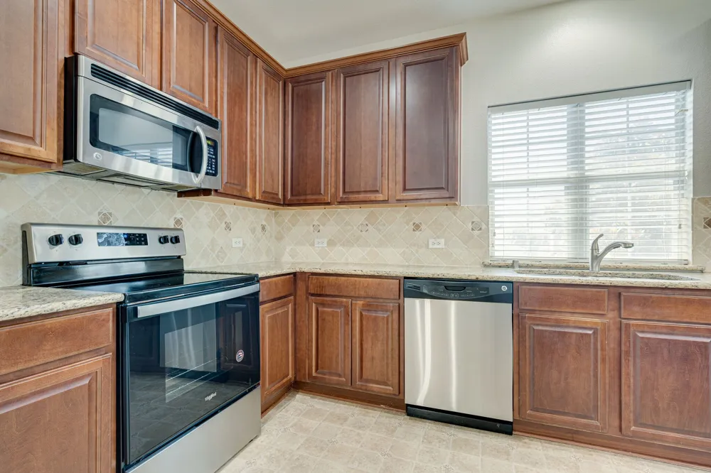 4016 Rome Court Irving, TX 75038