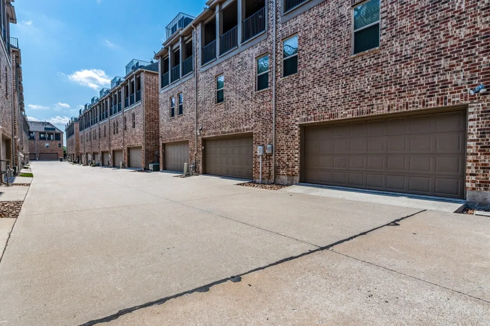 5727 Headquarters Drive Plano, TX 75024