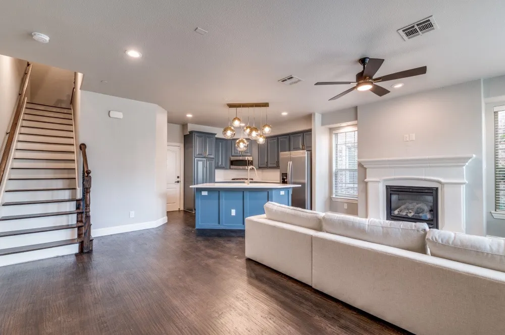 5727 Headquarters Drive Plano, TX 75024