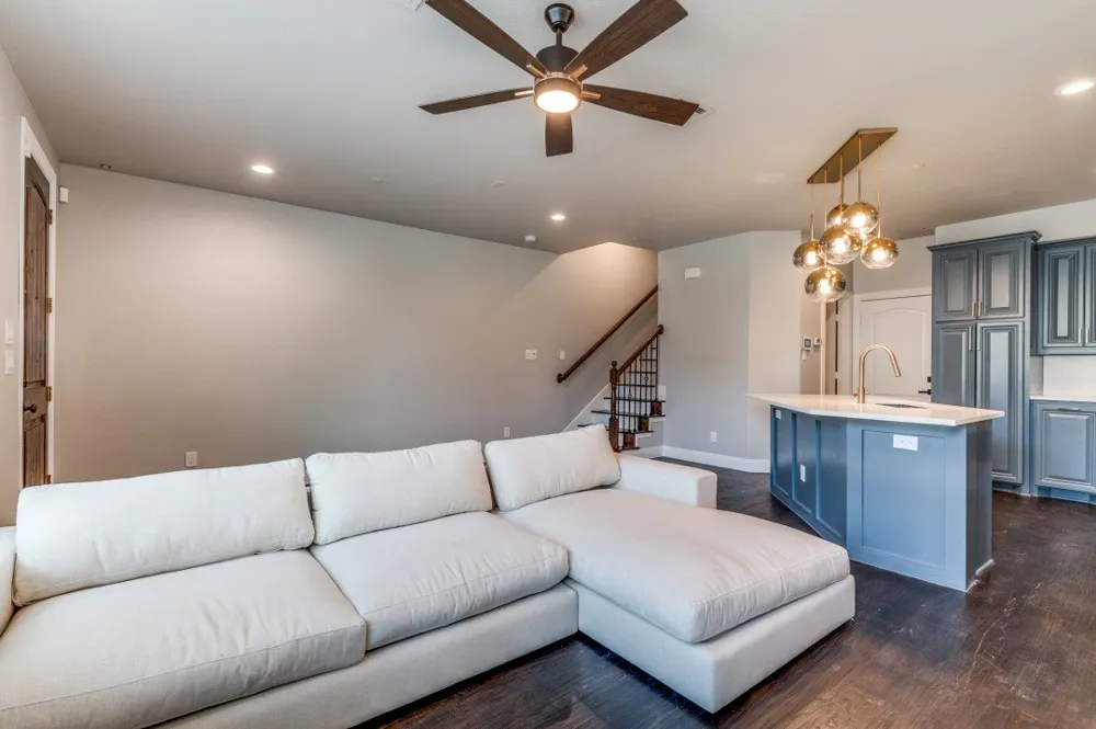 5727 Headquarters Drive Plano, TX 75024