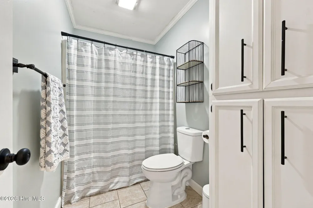 818 Winterfield Drive Winterville, NC 28590