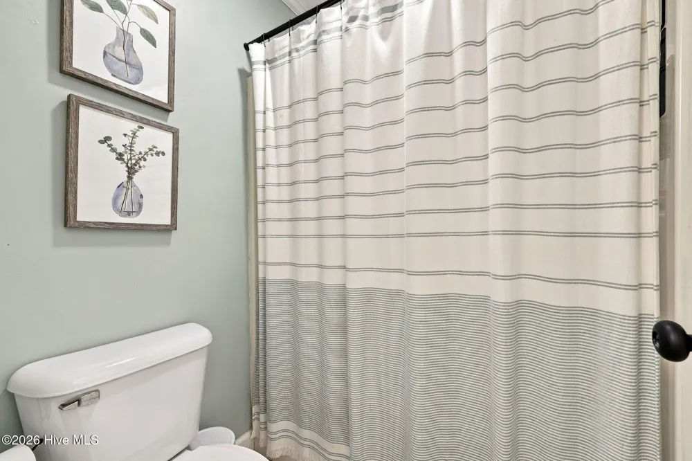 818 Winterfield Drive Winterville, NC 28590