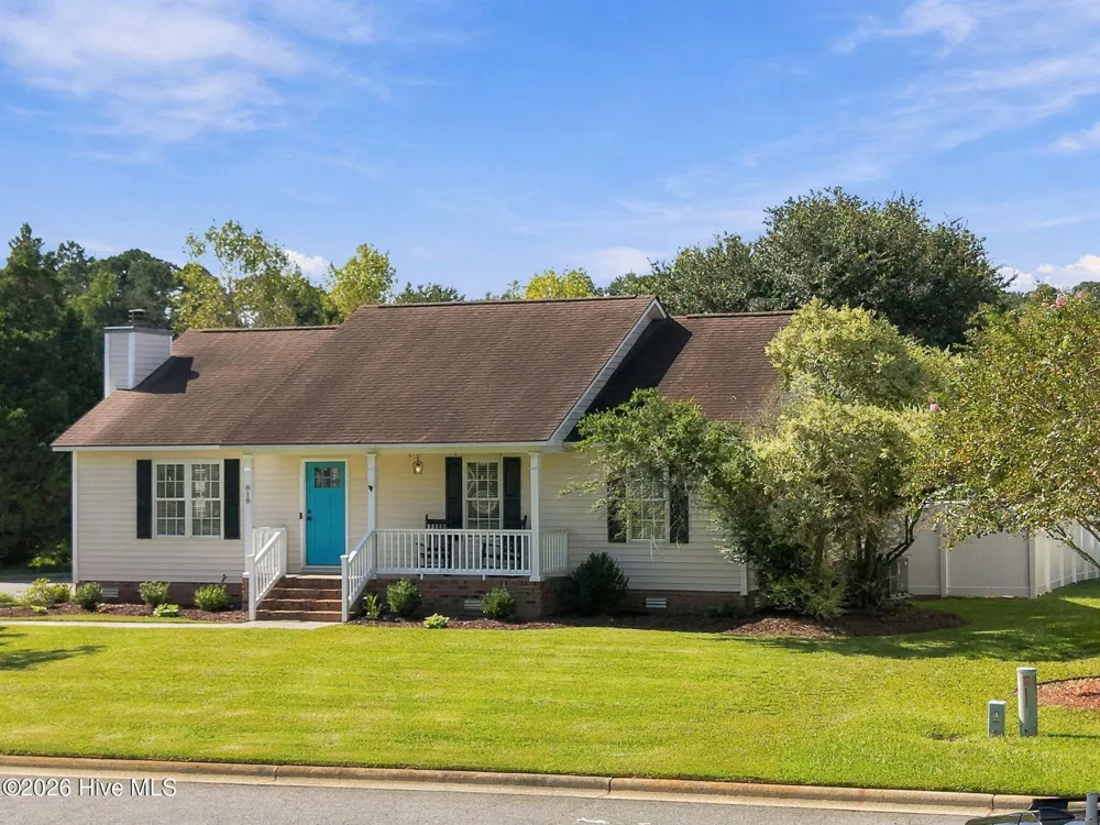 818 Winterfield Drive Winterville, NC 28590