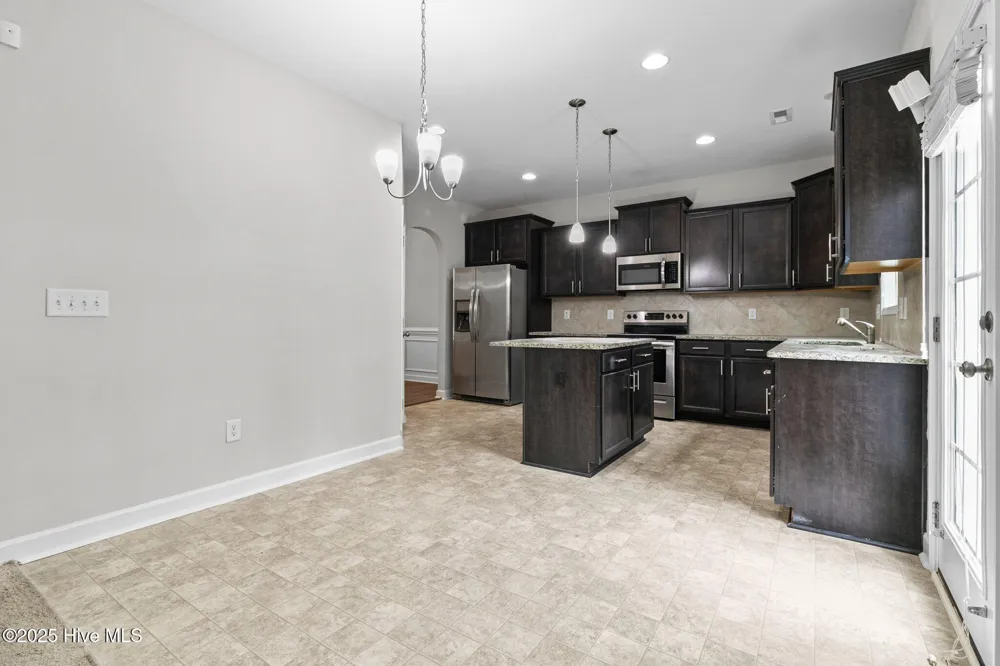 4055 Irwin Drive Aberdeen, NC 28315