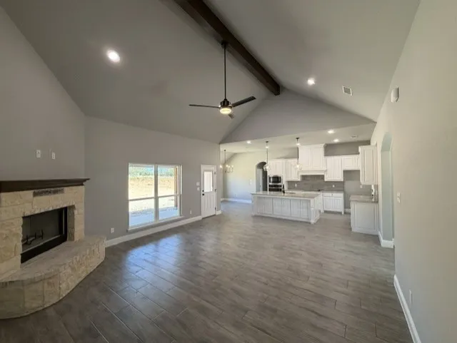 924 Eagles Way Springtown, TX 76082