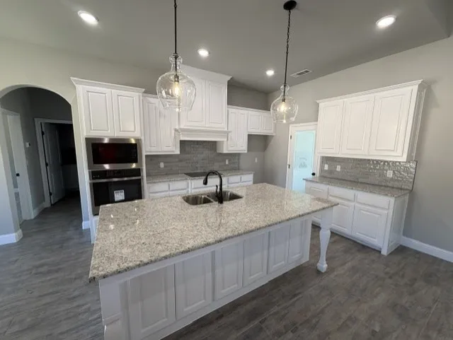 924 Eagles Way Springtown, TX 76082
