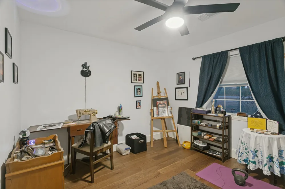 2400 S Bonnie Brae Street Denton, TX 76207