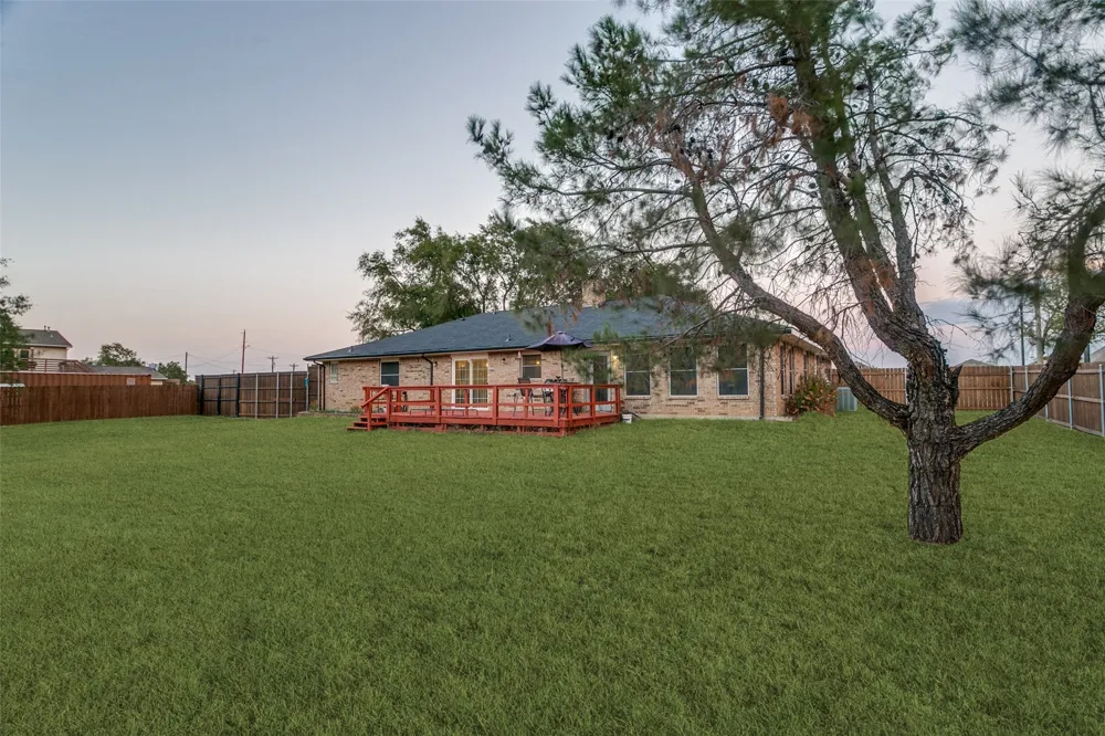 2400 S Bonnie Brae Street Denton, TX 76207