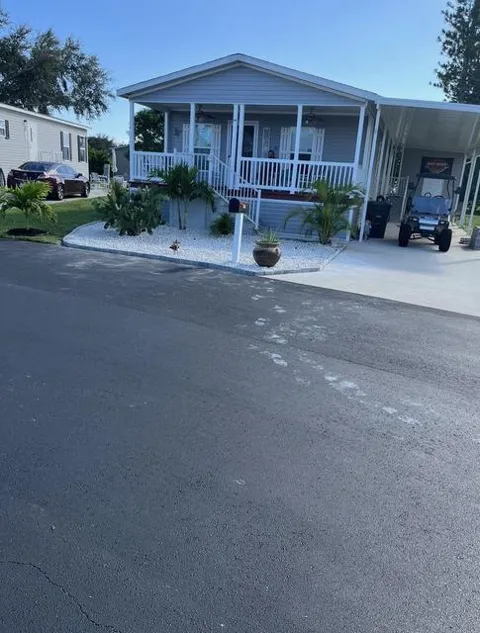 88 Sandhill Boulevard