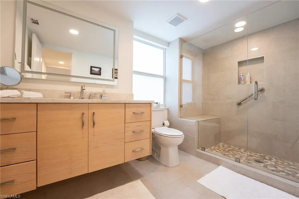 360 10th Avenue S #B100 Naples, FL 34102