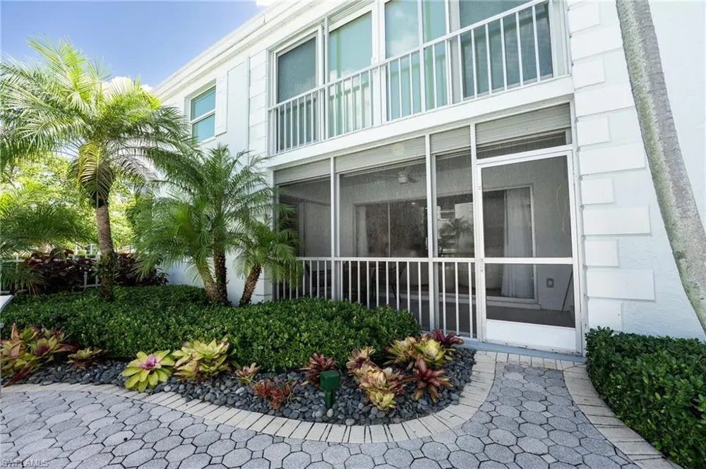 360 10th Avenue S #B100 Naples, FL 34102