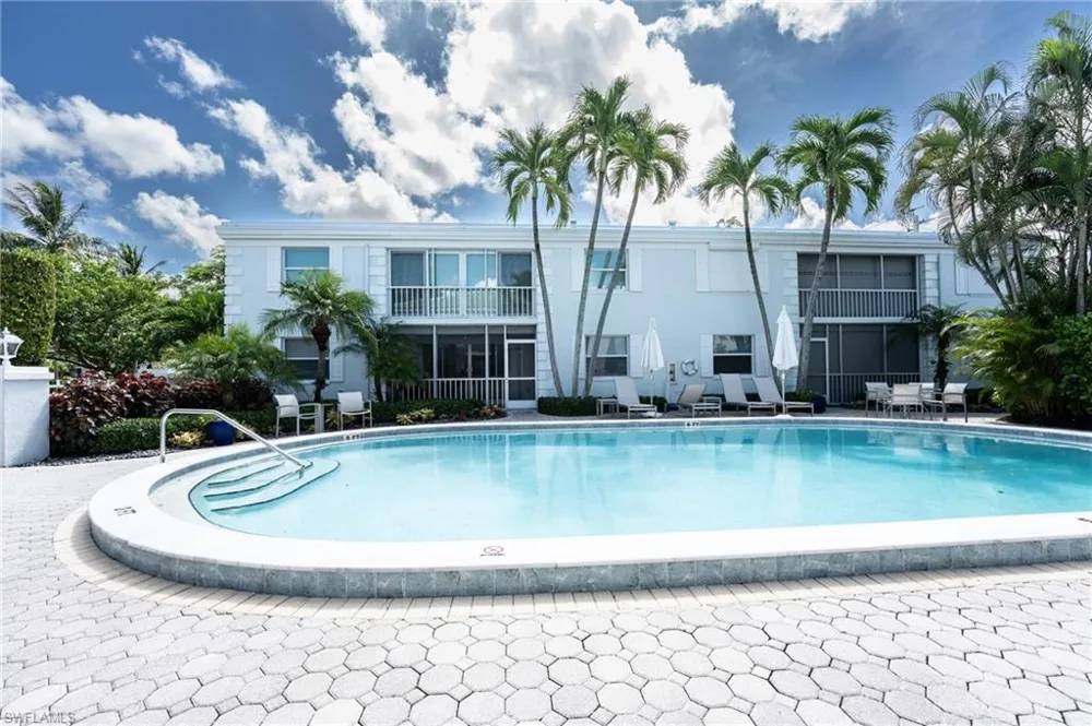 360 10th Avenue S #B100 Naples, FL 34102
