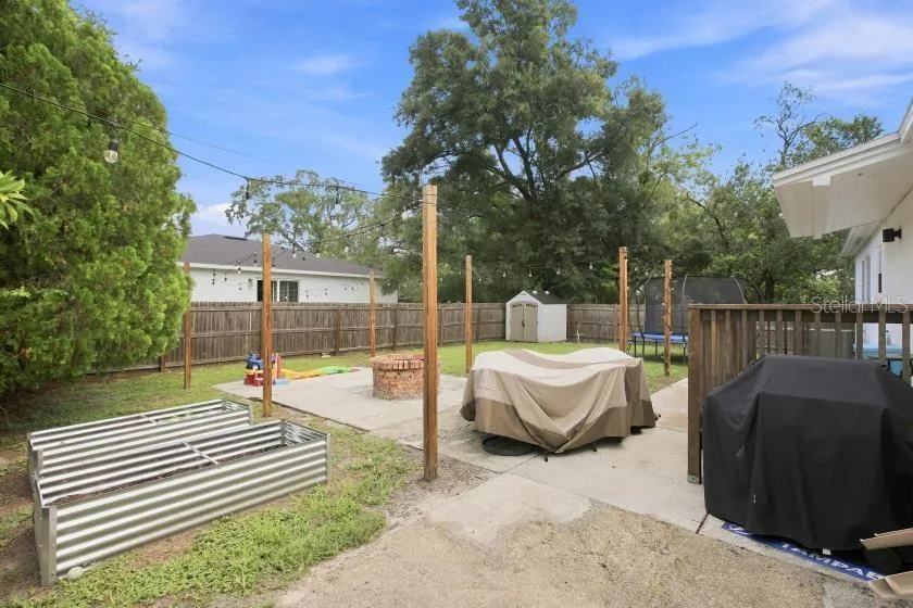2313 CARROLL PLACE Tampa, FL 33612