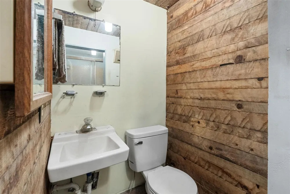 1124 54TH AVENUE St Petersburg, FL 33703
