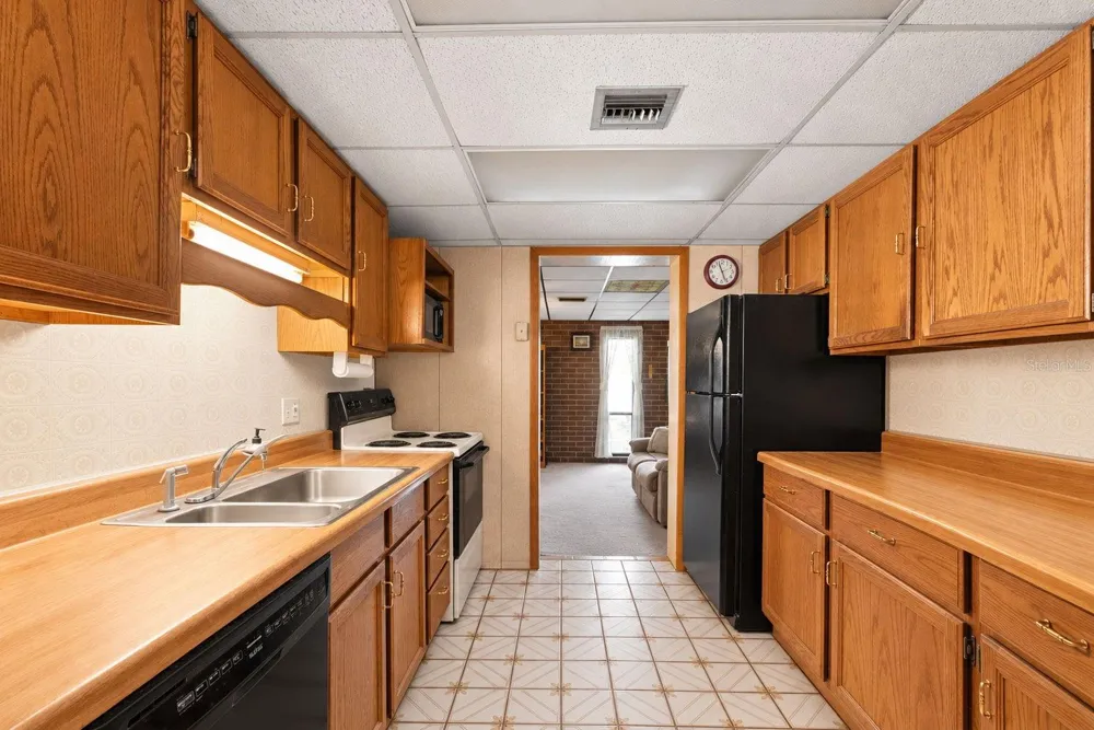 1124 54TH AVENUE St Petersburg, FL 33703