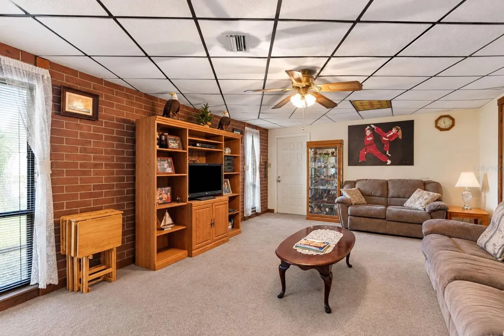 1124 54TH AVENUE St Petersburg, FL 33703