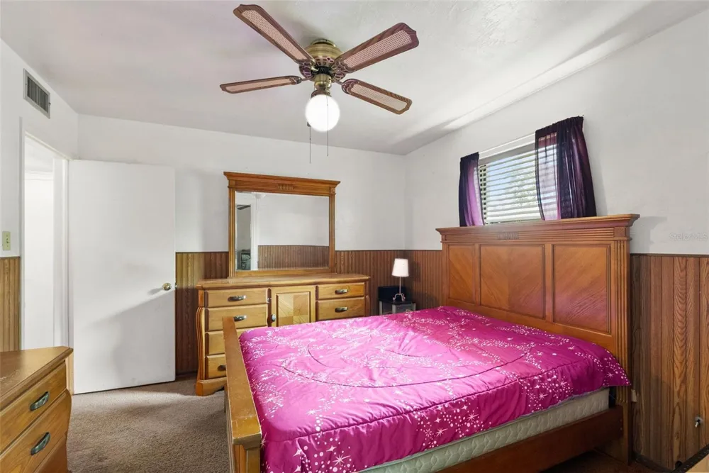 1124 54TH AVENUE St Petersburg, FL 33703