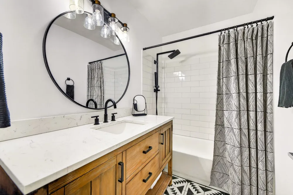 13640 Flagstone Lane Dallas, TX 75240