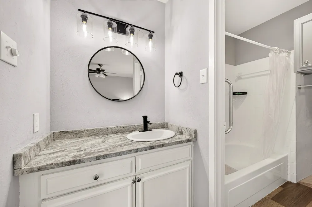 13640 Flagstone Lane Dallas, TX 75240