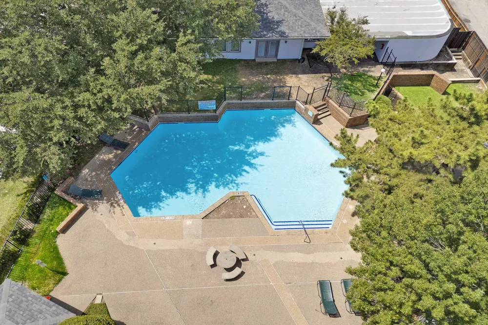 13640 Flagstone Lane Dallas, TX 75240