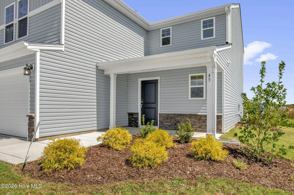 45 E Emily Gardens Drive Selma, NC 27576