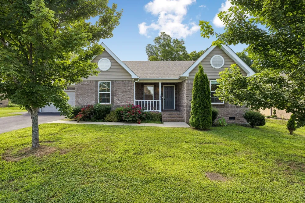 1909 Susan Rd Columbia, TN 38401