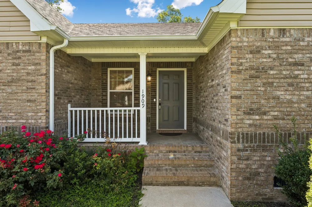 1909 Susan Rd Columbia, TN 38401