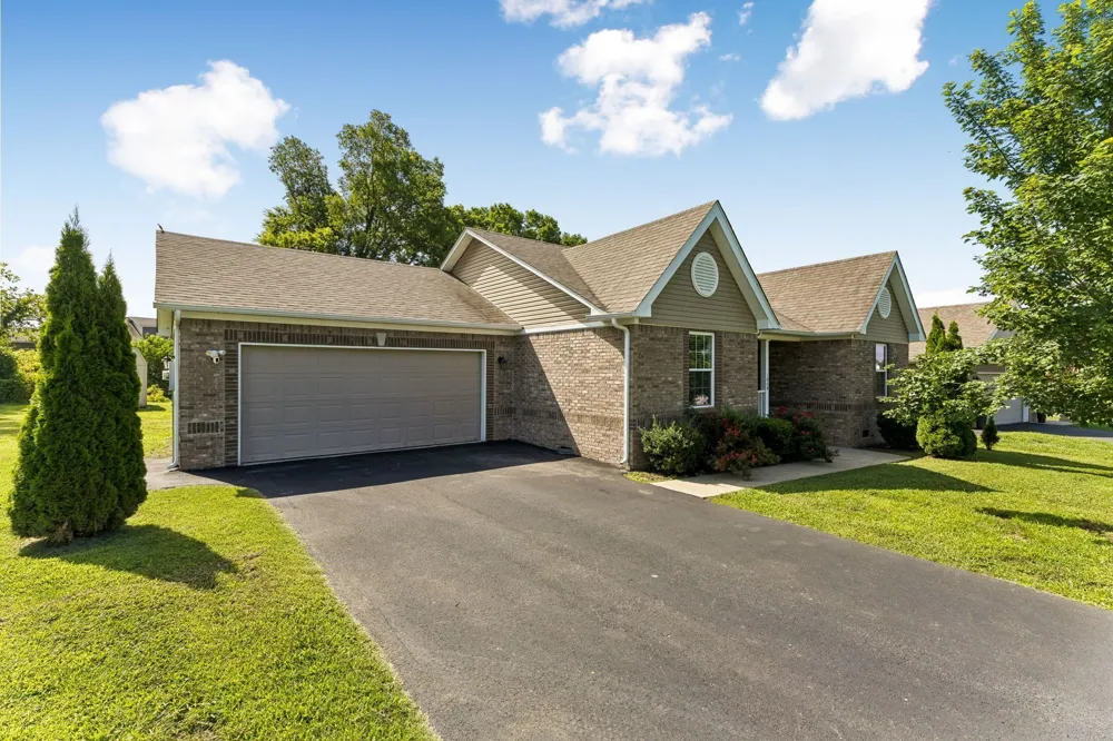 1909 Susan Rd Columbia, TN 38401