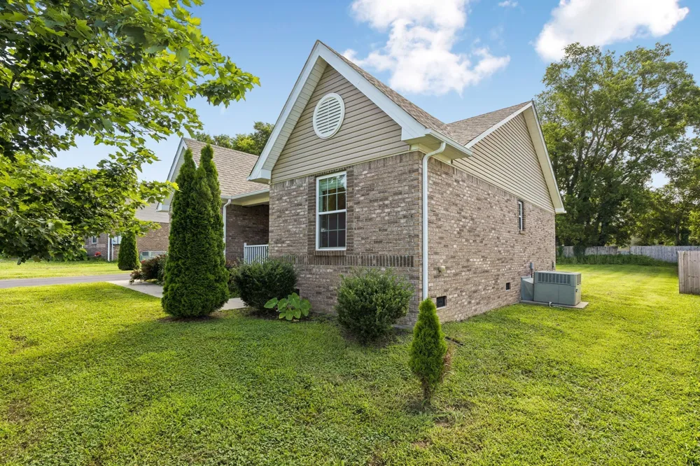 1909 Susan Rd Columbia, TN 38401