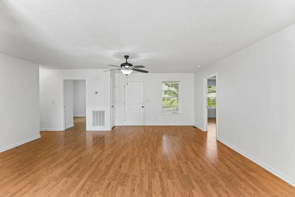 1909 Susan Rd Columbia, TN 38401