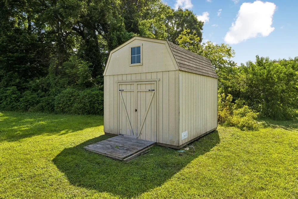 1909 Susan Rd Columbia, TN 38401