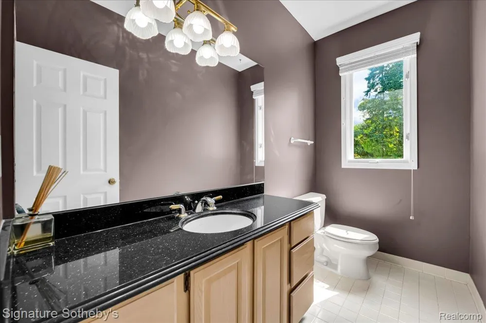 4866 Riverchase Drive Troy City, MI 48098
