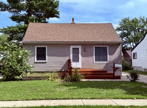 15860 Lexington