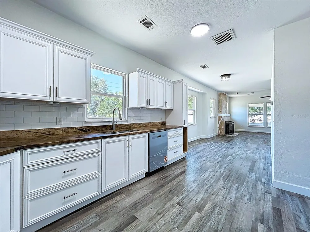 313 JEFFERSON AVENUE S Oldsmar, FL 34677