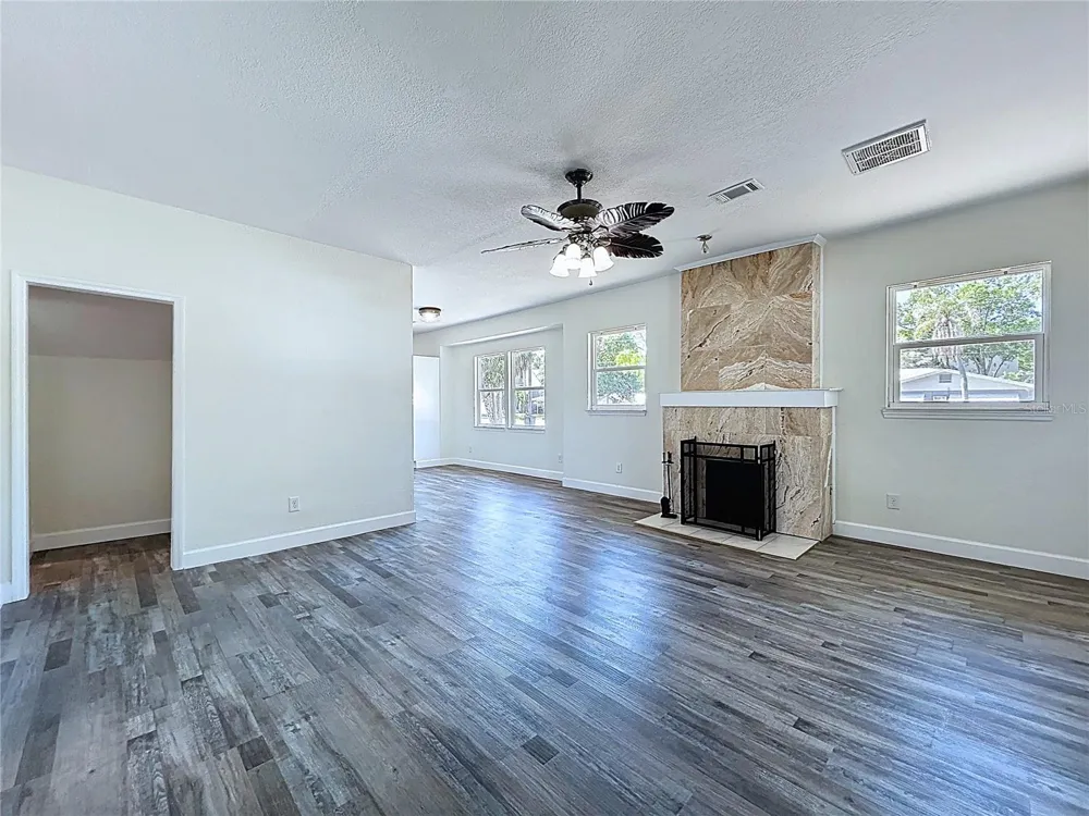 313 JEFFERSON AVENUE S Oldsmar, FL 34677