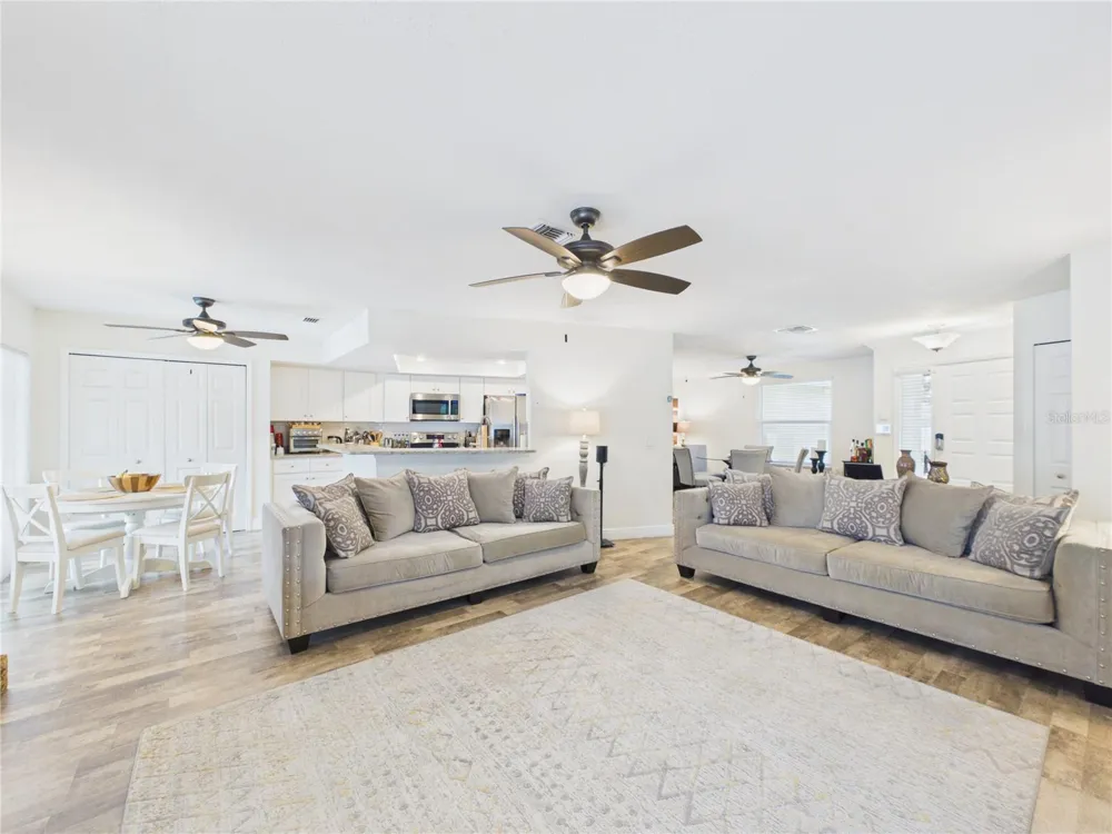 16004 EAGLE RIVER WAY Tampa, FL 33624