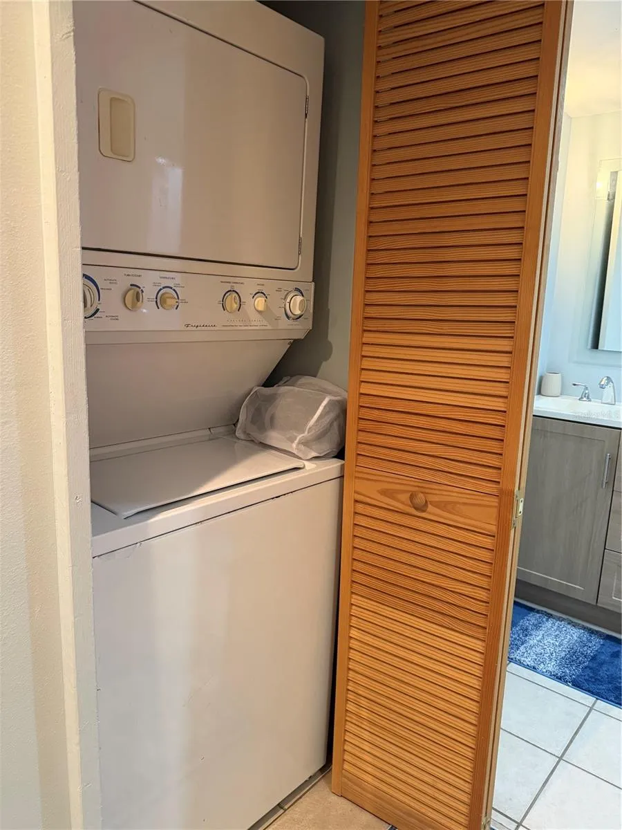 701 S MADISON AVENUE #405 Clearwater, FL 33756