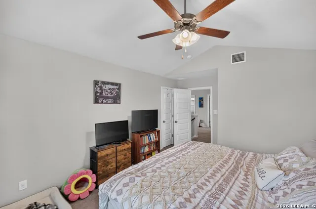 2536 Hiddenbrooke Trace Seguin, TX 78155