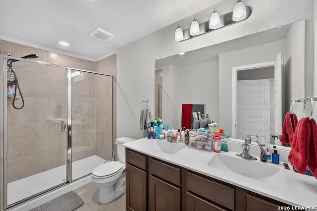 2536 Hiddenbrooke Trace Seguin, TX 78155