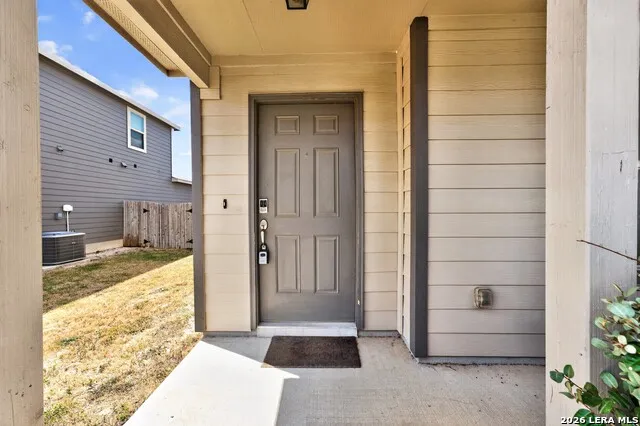 2536 Hiddenbrooke Trace Seguin, TX 78155