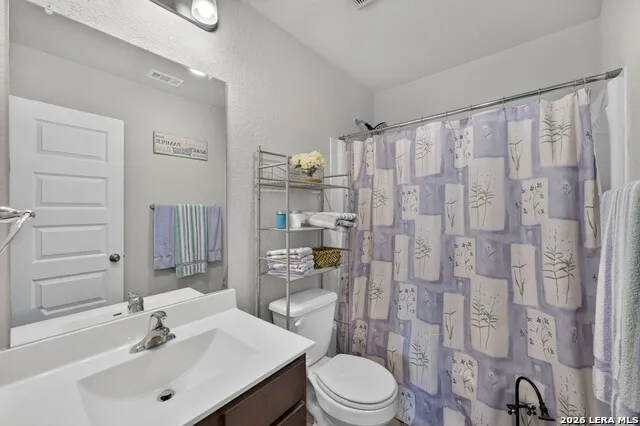 2536 Hiddenbrooke Trace Seguin, TX 78155